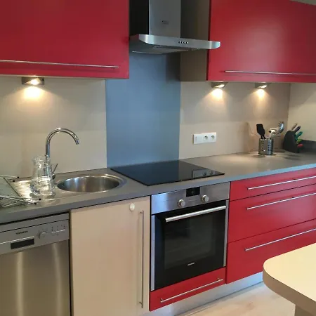 Apartment Billotte 1 *